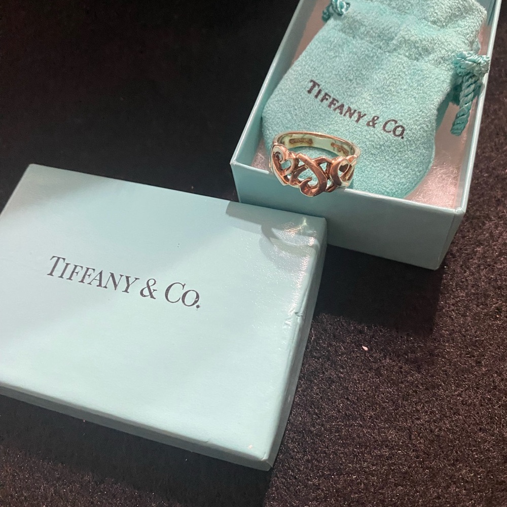 Tiffany & Co. Paloma Picasso Endless Loving Heart Ring